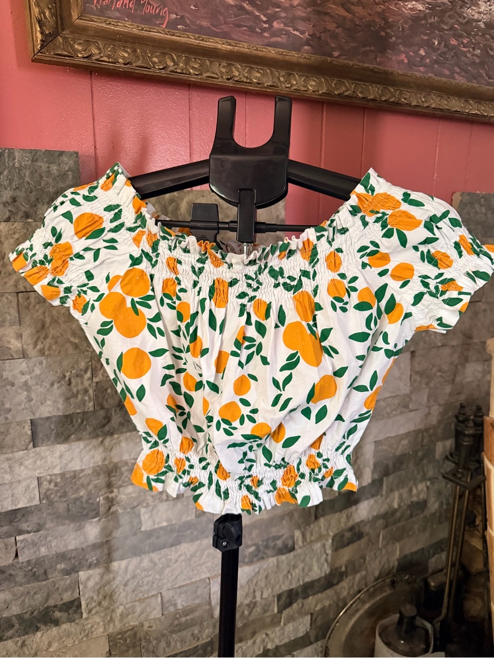 Compañía Fantástica Women's Orange Print Smocked Crop Top